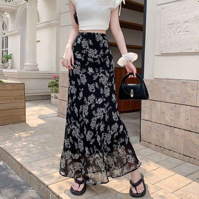 2026 Floral Midi Skirt Spring Summer Vacation Sweet Slimming Versatile Petite Chiffon Print Fishtail Skirt - Image 4