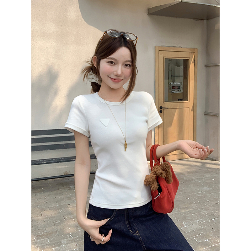 Women's Triangle Logo Crew Neck Short Sleeve T-Shirt 2026 Summer Slim Fit Basic Cropped Top