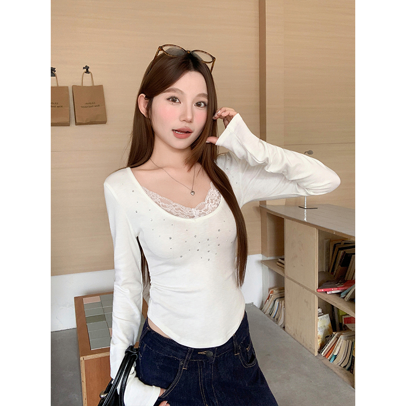 Pure Desire Lace Patchwork V-Neck Long Sleeve T-Shirt Women 2026 Spring New Hot Girl Style Rhinestone Pleated Waist Top - Image 3