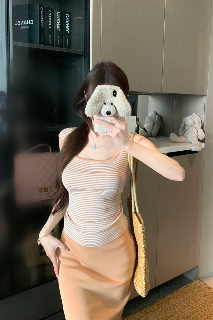 New Versatile Solid Color Knit Two-Piece Skirt Set for Women - Image 5