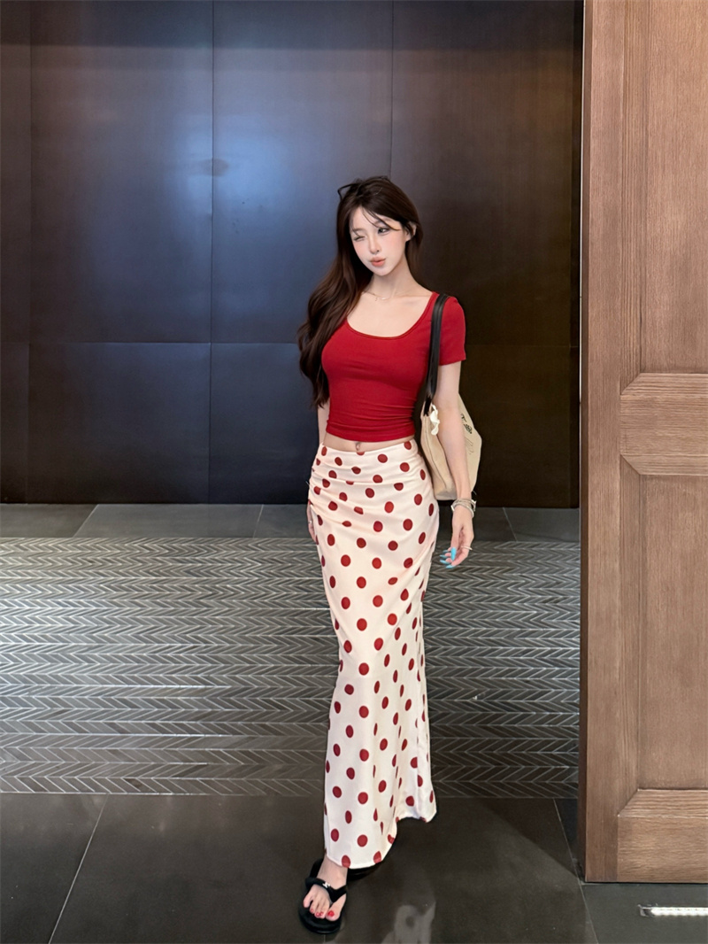 Women's Summer Retro Polka Dot Short Sleeve Top and Skirt Two-Piece Set - Image 4