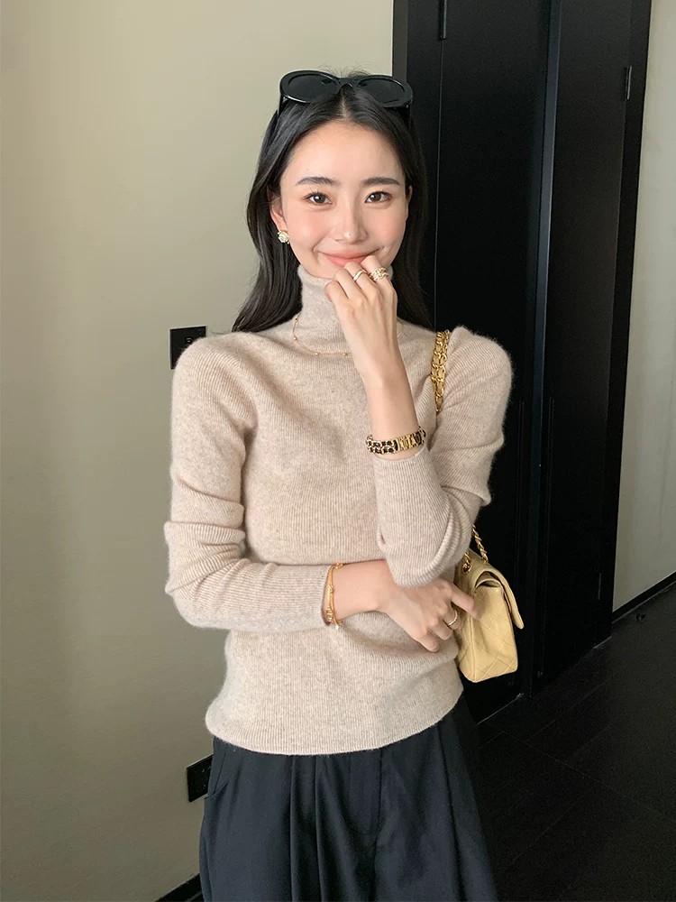 Women's Turtleneck Knit Sweater Slim Fit Solid Color Long Sleeve Pullover - Image 2